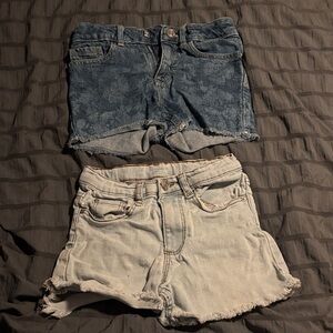 Denim Shorts Set in Blue and Light Wash